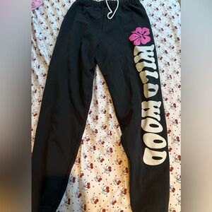 Jerzees Black sweata